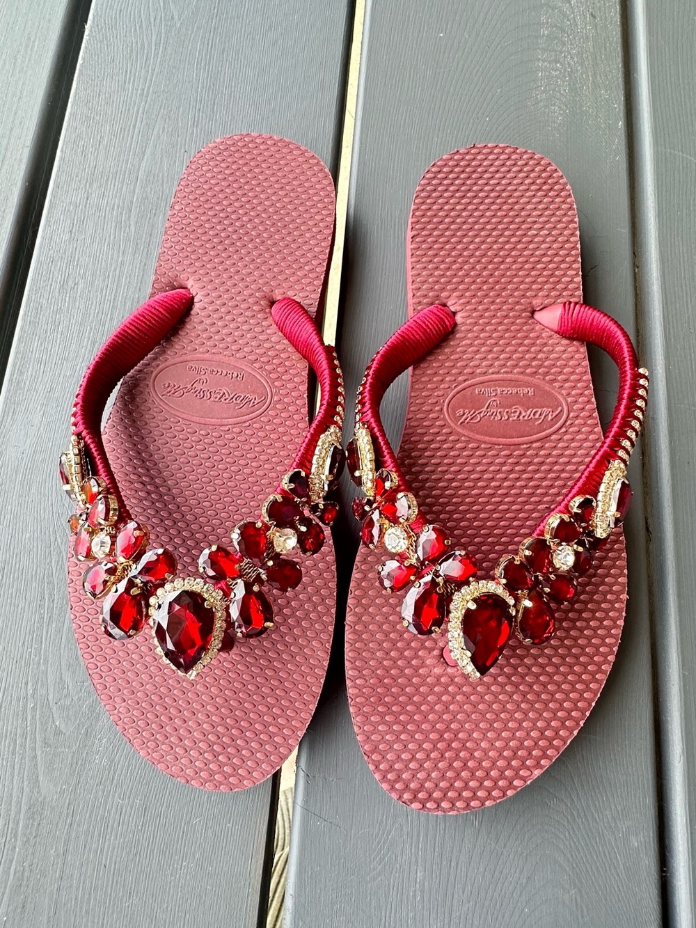 AdDRESSingMe Glam rhinestones flip flops by Rebecca Silva Us Sz 8-9